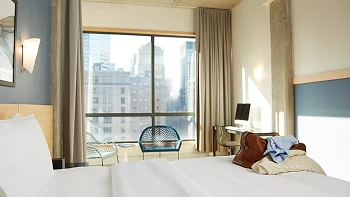 Hotel Le Dauphin Montreal Centre-Ville